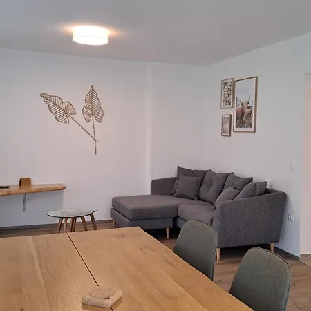 Hoisch Am Bauernhof Apartamento