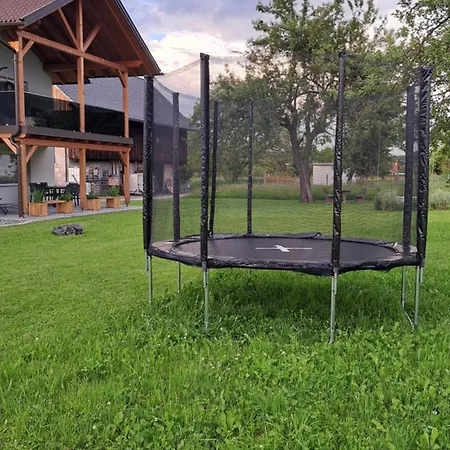 Hoisch Am Bauernhof * Furnitz