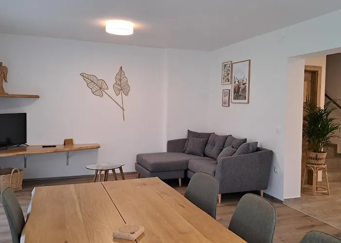 Hoisch Am Bauernhof Apartament